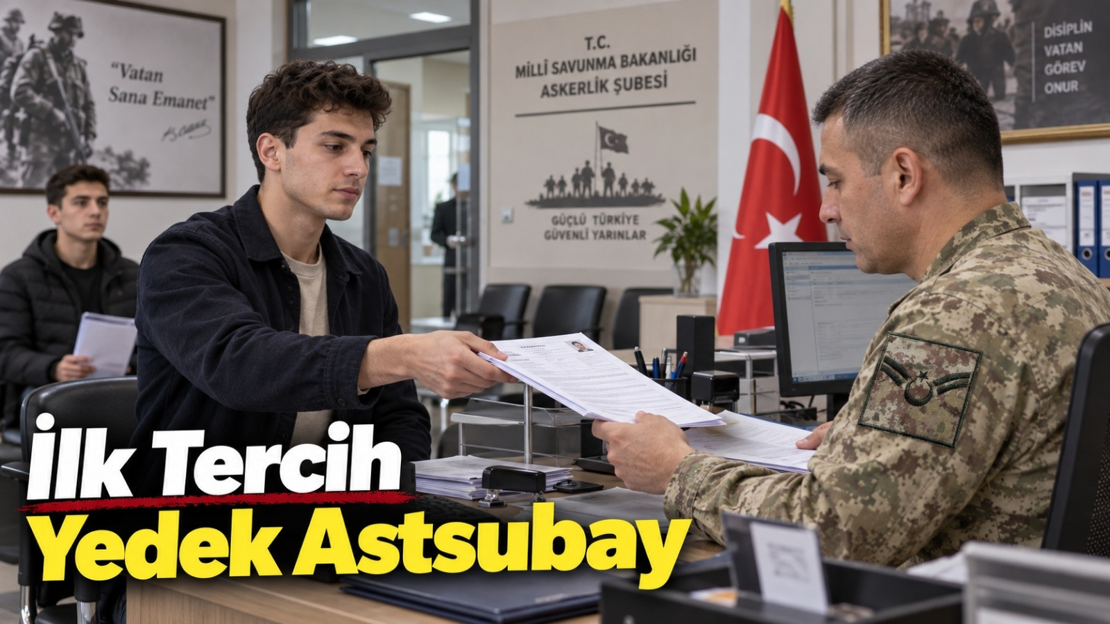 Yedek astsubay başvurusu için askerlik şubesinde işlem yapan ön lisans mezunu aday.